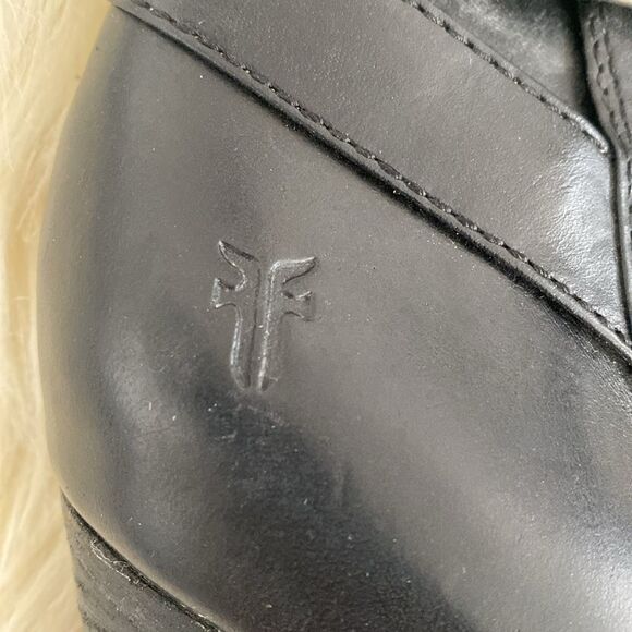 FRYE Black Ankle Buckle Chunky Heels Boots sz 8.5 - Like a New - Picture 2 of 16